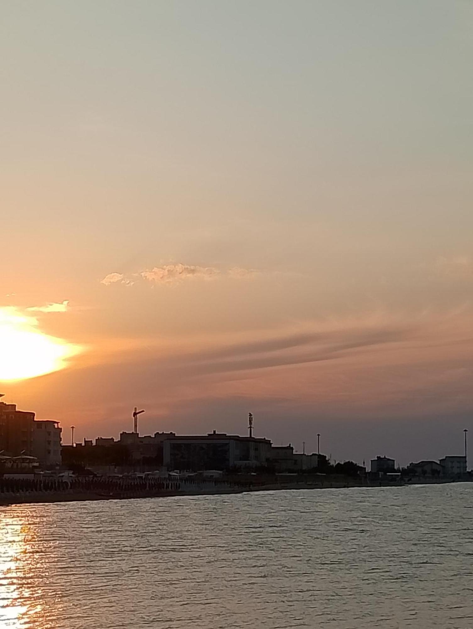 Appartamento Mameli Pesaro Exterior foto